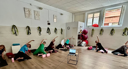 L,Escola Vilafranca. Yoga Miosfacial.Taichi. Chink - Carrer de l,Ateneu, 2, 08720 Vilafranca del Penedès, Barcelona, Spain
