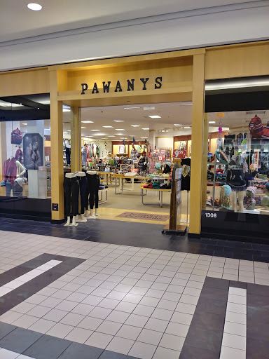 Shopping Mall «Spring Hill Mall», reviews and photos, 1072 Spring Hill Ring Rd, Dundee Township, IL 60118, USA