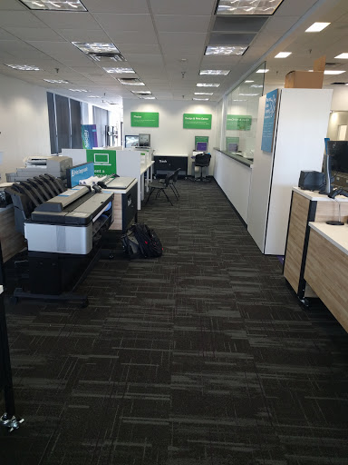 Print Shop «FedEx Office Print & Ship Center», reviews and photos, 13061 Lee Jackson Memorial Hwy a, Fairfax, VA 22033, USA