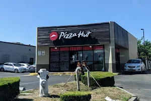 Pizza Hut image