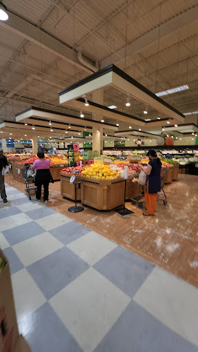 Korean Grocery Store «Lotte Plaza Market - Centreville», reviews and photos, 5900 Centreville Crest Ln, Centreville, VA 20121, USA