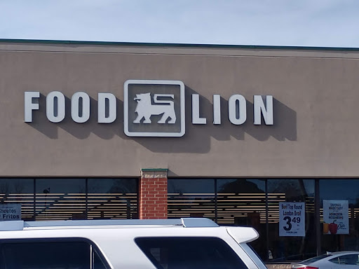 Grocery Store «Food Lion», reviews and photos, 845 Village Blvd, Abingdon, VA 24210, USA