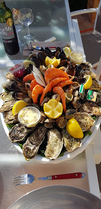 Plats et boissons du Restaurant de fruits de mer L'Octopus vente coquillages crustacés Marseille - n°2