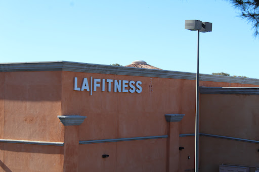 Gym «LA Fitness», reviews and photos, 28211 Newhall Ranch Rd, Valencia, CA 91355, USA