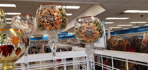 Clothing Store «Ross Dress for Less», reviews and photos, 2325 Lancaster Dr NE, Salem, OR 97305, USA