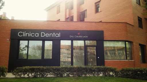 Clínica Dental Dra. León Pozuelo - Dentistas, ortodoncia, implantes dentales en Pozuelo de Alarcón