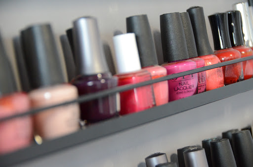 Beauty Salon «Corner Salon», reviews and photos, 892 N State St, Lockport, IL 60441, USA