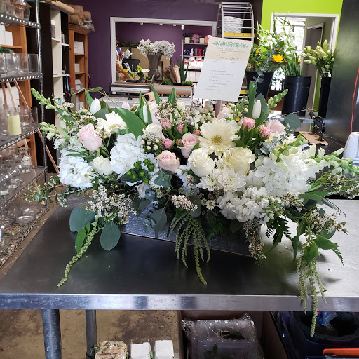 Florist «Louis Gardens Florist», reviews and photos, 1251 S Beach Blvd q, La Habra, CA 90631, USA