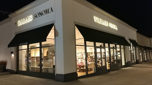 Kitchen Supply Store «Williams-Sonoma», reviews and photos, 2030 Bond St #180, Charlottesville, VA 22901, USA