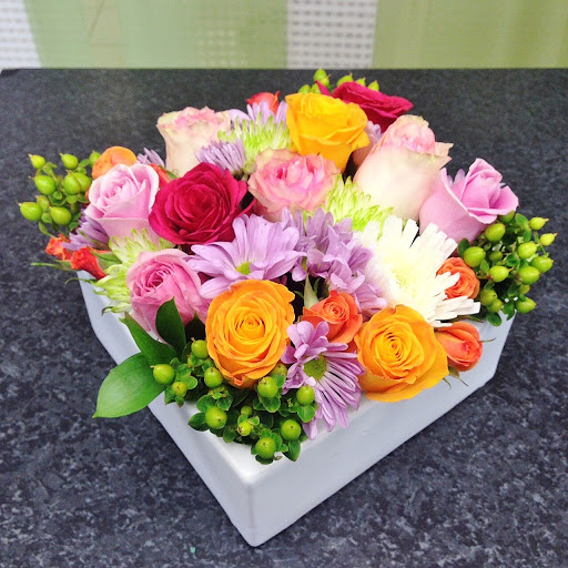 Florist «More Than Flowers», reviews and photos, 109 SE 2nd St, Miami, FL 33131, USA