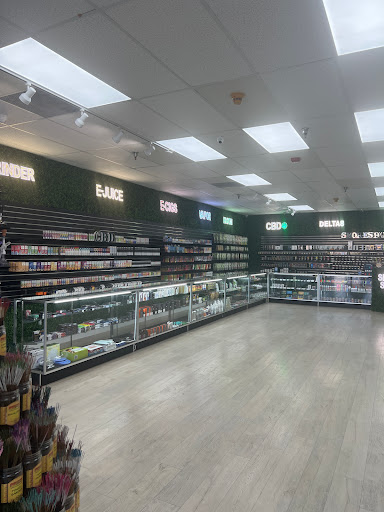 Tobacco Shop «Orlando Smoke Shop Fun Spot», reviews and photos, 5531 International Dr, Orlando, FL 32819, USA