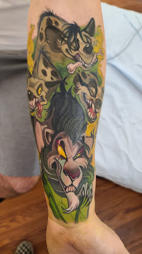 Tattoo Shop «Loose Screw Tattoo», reviews and photos, 3313 W Cary St, Richmond, VA 23221, USA