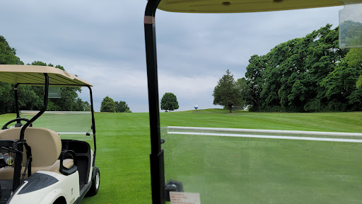 Golf Course «Springfield Oaks Golf Course», reviews and photos, 12450 Andersonville Rd, Davisburg, MI 48350, USA