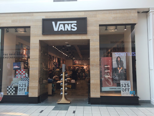 Vans, 4502 S Steele St #343, Tacoma, WA 98409, USA, 