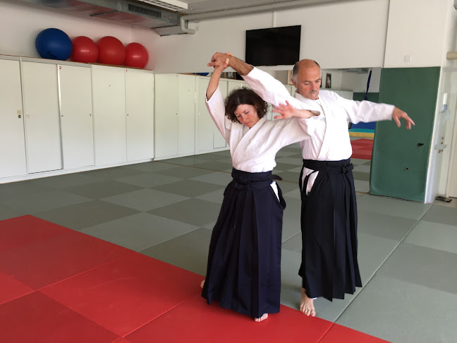 Kommentare und Rezensionen über Aikido sakura-no-dojo: Fribourg et environs