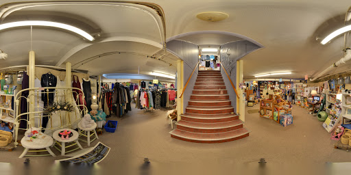 Thrift Store «Lucky Dog Thrift Shop», reviews and photos, 23 Elm St, Nashua, NH 03060, USA