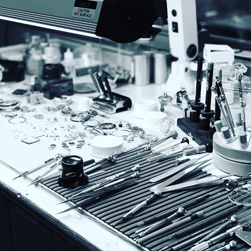 Jewelry Repair Service «Fast-Fix Jewelry & Watch Repairs», reviews and photos, 4300 Meadows Ln # 133, Las Vegas, NV 89107, USA