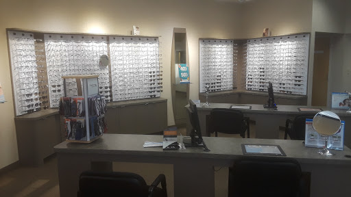 Eye Care Center «Clarkson Eyecare», reviews and photos, 12681 Dorsett Rd, Maryland Heights, MO 63043, USA