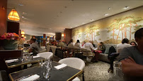 Atmosphère du Restaurant français LMB Biarritz Restaurant - n°12