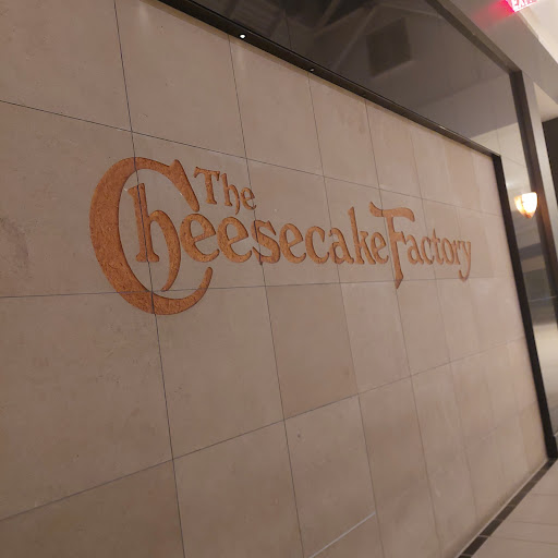 Restaurant «The Cheesecake Factory», reviews and photos, 1504 Old Country Rd, Westbury, NY 11590, USA