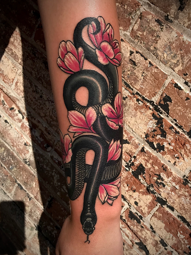 Tattoo Shop «Blue Line Tattoo», reviews and photos, 523 Main St, La Crosse, WI 54601, USA