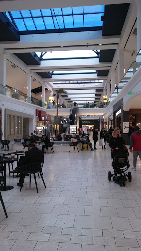 Shopping Mall «Westfield Fashion Square», reviews and photos, 14006 Riverside Dr, Sherman Oaks, CA 91423, USA