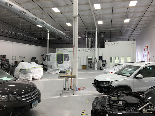 Auto Body Shop «Lithia Body & Paint of Des Moines», reviews and photos, 9943 Hickman Rd, Clive, IA 50325, USA