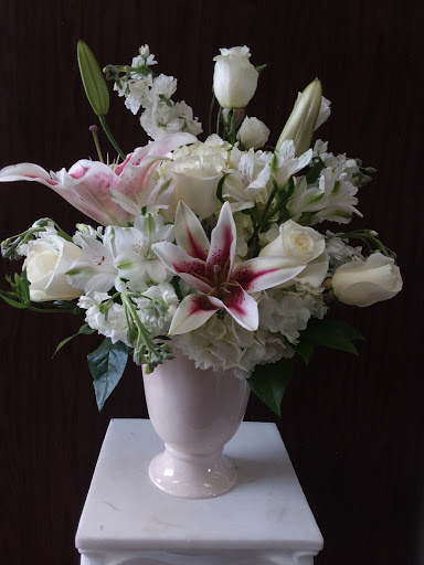 Florist «A Daisy A Day», reviews and photos, 749 Silas Creek Pkwy, Winston-Salem, NC 27127, USA