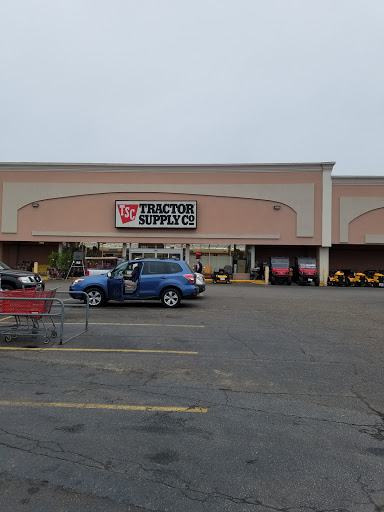 Home Improvement Store «Tractor Supply Co.», reviews and photos, 3791 AL-14, Millbrook, AL 36054, USA
