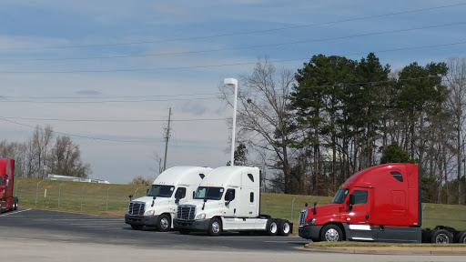 Truck Dealer «Peach State Freightliner Jefferson», reviews and photos, 1755 Dry Pond Rd, Jefferson, GA 30549, USA