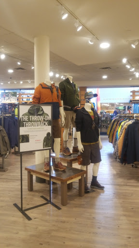 Clothing Store «L.L. Bean», reviews and photos, 8095 Tysons Corner Center, McLean, VA 22102, USA