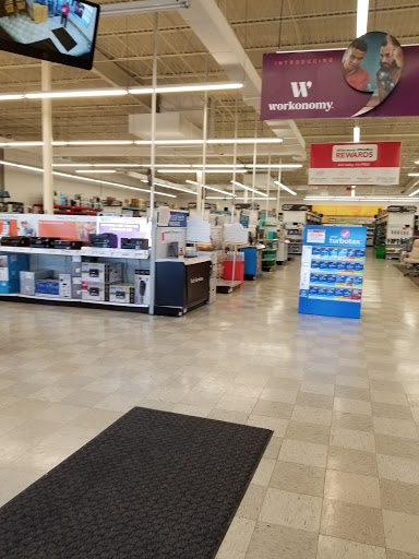 Office Supply Store «OfficeMax», reviews and photos, 555 E Townline Rd #7, Vernon Hills, IL 60061, USA