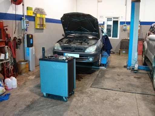 TALLERES ESTEBAN REBOLLO en Alosno, Huelva