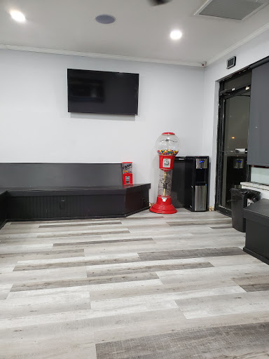 Barber Shop «Fade Station Barber Shop», reviews and photos, 1300 E Bay Dr H, Largo, FL 33771, USA