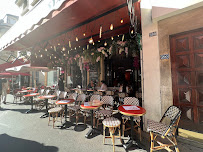 Atmosphère du Restaurant ENZAFAMIGLIA - LOUVRE à Paris - n°3