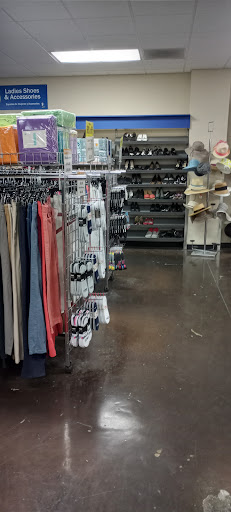 Thrift Store «Goodwill Retail & Donation Center», reviews and photos