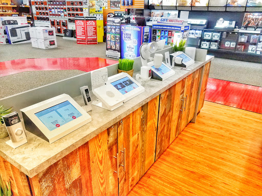 Appliance Store «P.C. Richard & Son», reviews and photos, 1345 Sunrise Hwy, Bay Shore, NY 11706, USA