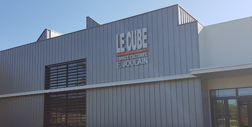 Centre culturel Espace Culturel Emile Joulain - Le Cube Longué-Jumelles