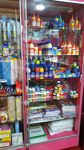 Opinii despre LIBRERIA MERCERIA Y BAZAR TECHI în Florencia de Mora - Librería