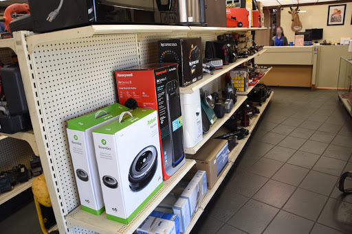 Pawn Shop «MoneyMan Pawn & Jewelry», reviews and photos, 1608 53rd Ave E, Bradenton, FL 34203, USA