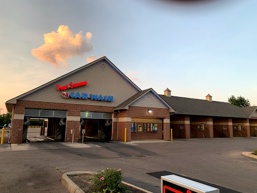 Car Wash «Four Seasons Car Wash», reviews and photos, 5240 Cobblegate Dr, Moraine, OH 45439, USA