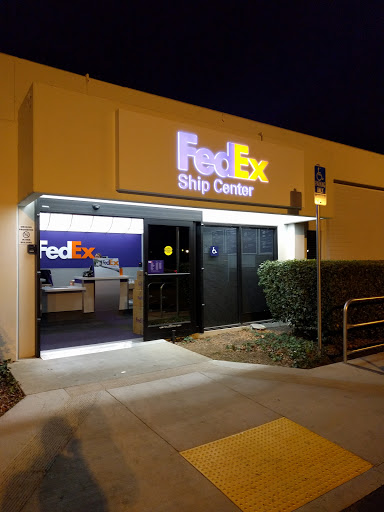 Shipping and Mailing Service «FedEx Ship Center», reviews and photos, 1286 Lawrence Station Rd, Sunnyvale, CA 94089, USA