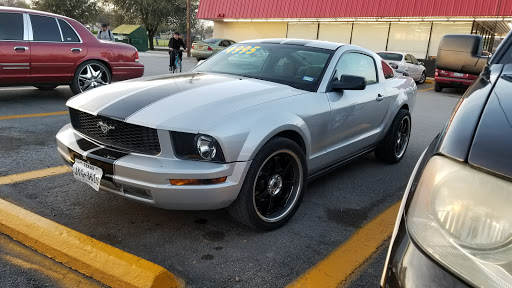 Used Car Dealer «CJAUTOSALES LLC», reviews and photos, 1301 S General McMullen, San Antonio, TX 78237, USA