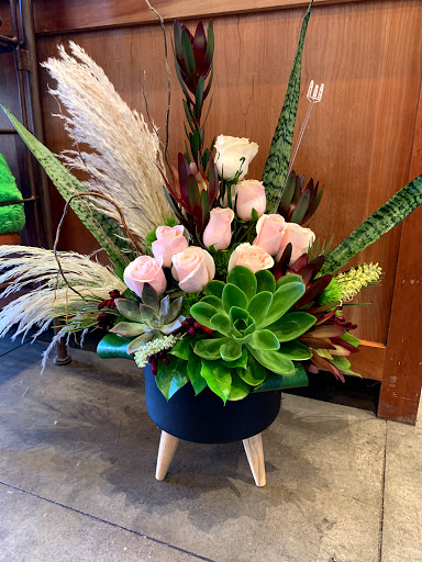 Florist «Cactus Flowers», reviews and photos, 2040 S Alma School Rd, Chandler, AZ 85286, USA