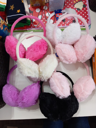 Opinii despre Beeboo gyermekdivat în Nyíregyháza - Ruhabolt