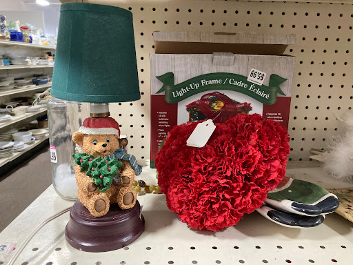 Thrift Store «Goodwill Store», reviews and photos, 2309 N Fairfield Rd, Dayton, OH 45431, USA