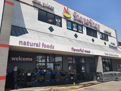 Grocery Store «Super Stop & Shop», reviews and photos, 7417 Grand Ave, Maspeth, NY 11378, USA