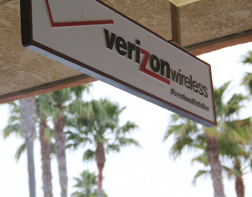 Cell Phone Store «Verizon Premium Retailer - Phone & Wireless», reviews and photos, 571 5 Cities Dr, Pismo Beach, CA 93449, USA