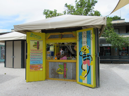 Shopping Mall «Coligny Plaza Shopping Center», reviews and photos, 1 N Forest Beach Dr, Hilton Head Island, SC 29928, USA