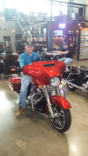 Motorcycle Dealer «Harley-Davidson BikeTown», reviews and photos, 5700 Interstate Blvd, Youngstown, OH 44515, USA